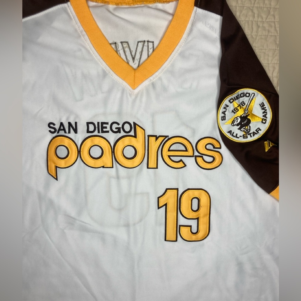 San Diego Padres Tony Gwynn Baseball Jersey 

Size XXL (52)
